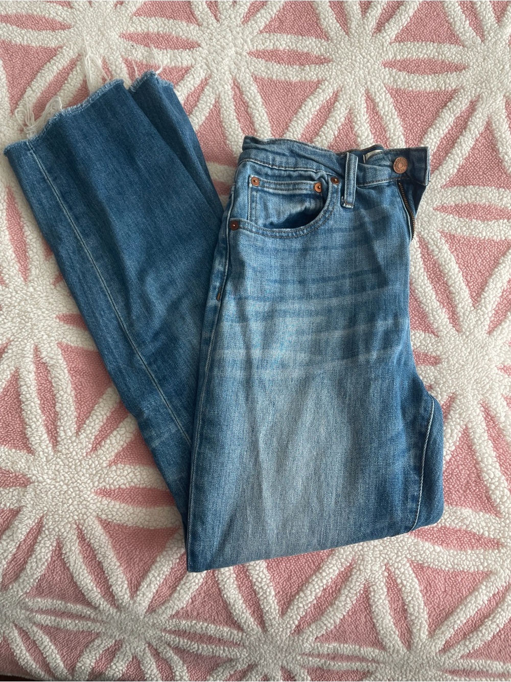 Madewell High-Rise Slim Crop Boyjean Jeans Size 24 Distressed Raw Hem